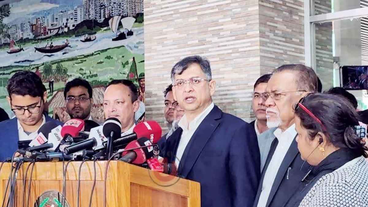 ইসি ও একটি দল নির্বাচনকে প্রশ্নবিদ্ধ করার সুযোগ খুঁজছে: সালাহউদ্দিন