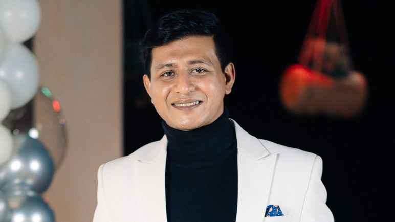 অন্য নায়করা শামীম হাসানের নামে বদনাম করায়, দাবি অভিনেতার