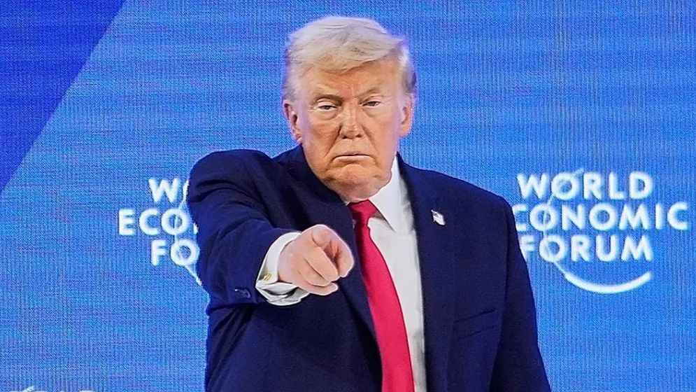 সুইজারল্যান্ডে গিয়ে আরেক বিতর্কে জড়ালেন ট্রাম্প