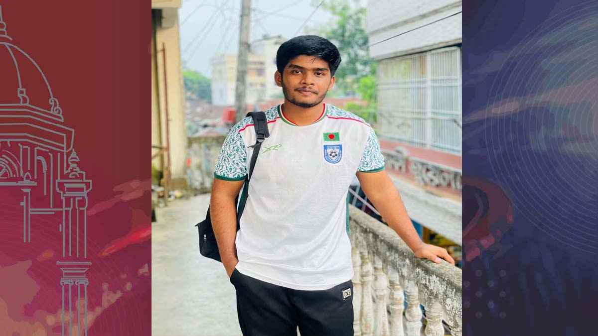 ট্রেনের দরজা থেকে ছিটকে পড়ে বৈদ্যুতিক খুঁটিতে ধাক্কা, কলেজছাত্র নিহত