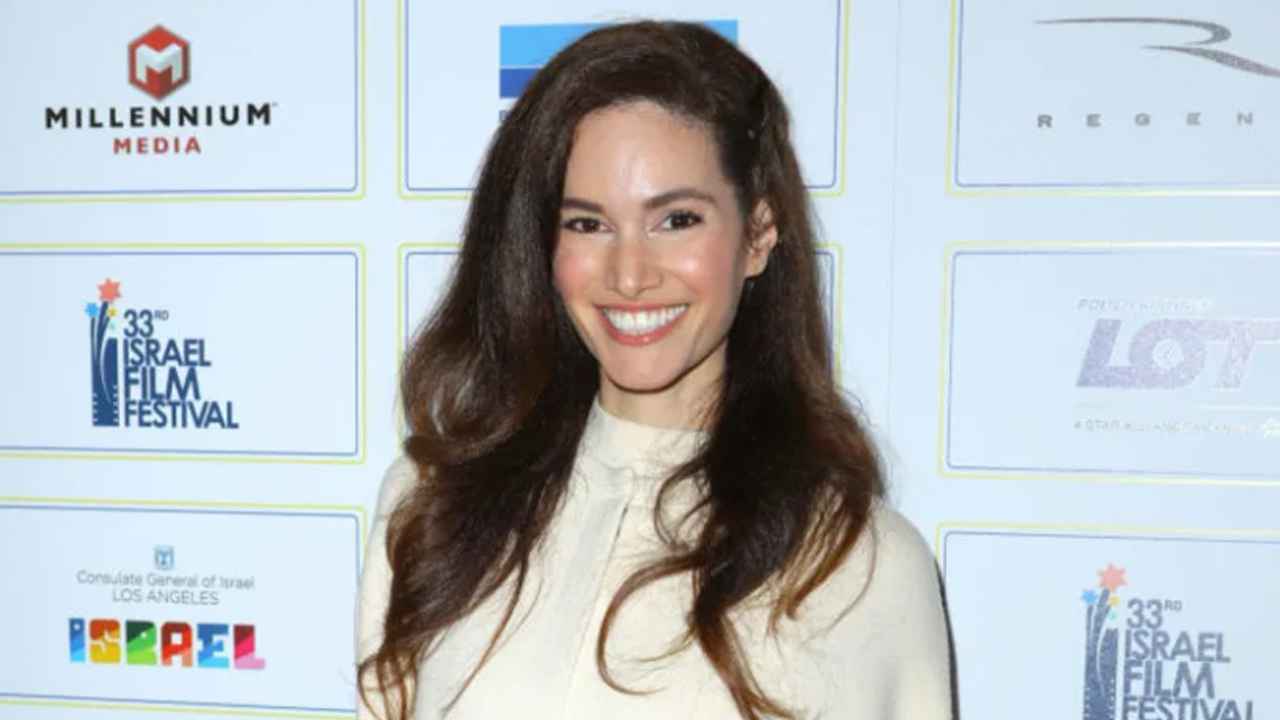 সড়ক দুর্ঘটনায় প্রাণ হারালেন অভিনেত্রী