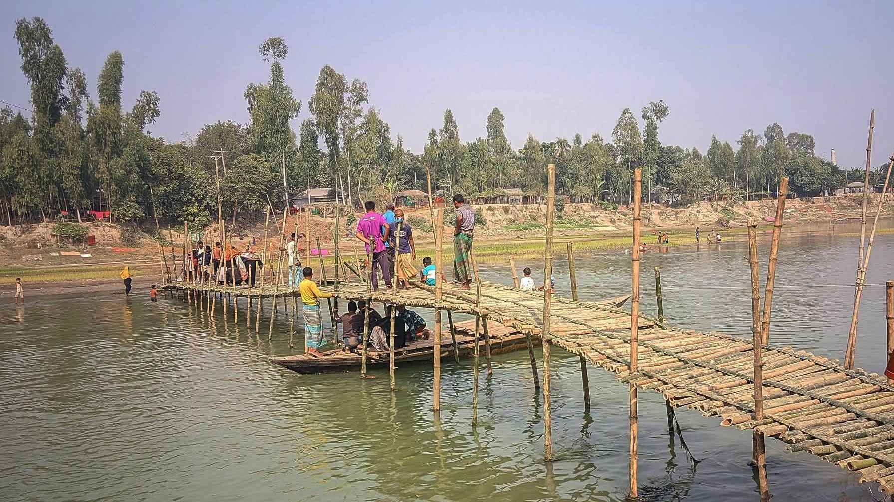 শুধু মিলছে প্রতিশ্রুতি, নির্মাণ হয়নি সেতু