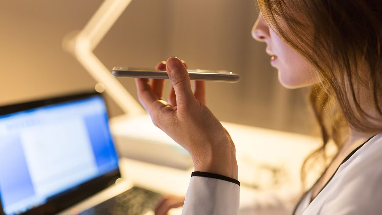 অ্যানড্রয়েড ও আইফোনে ভয়েস কমান্ড ব্যবহারের সহজ উপায়