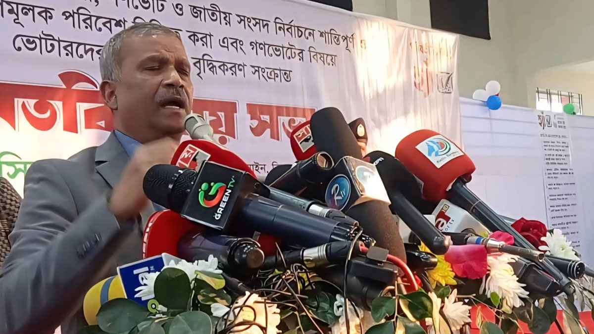 দেশের স্বার্থে গণভোট, তাই ‘হ্যাঁ’ ভোট দেবেন: আসিফ নজরুল