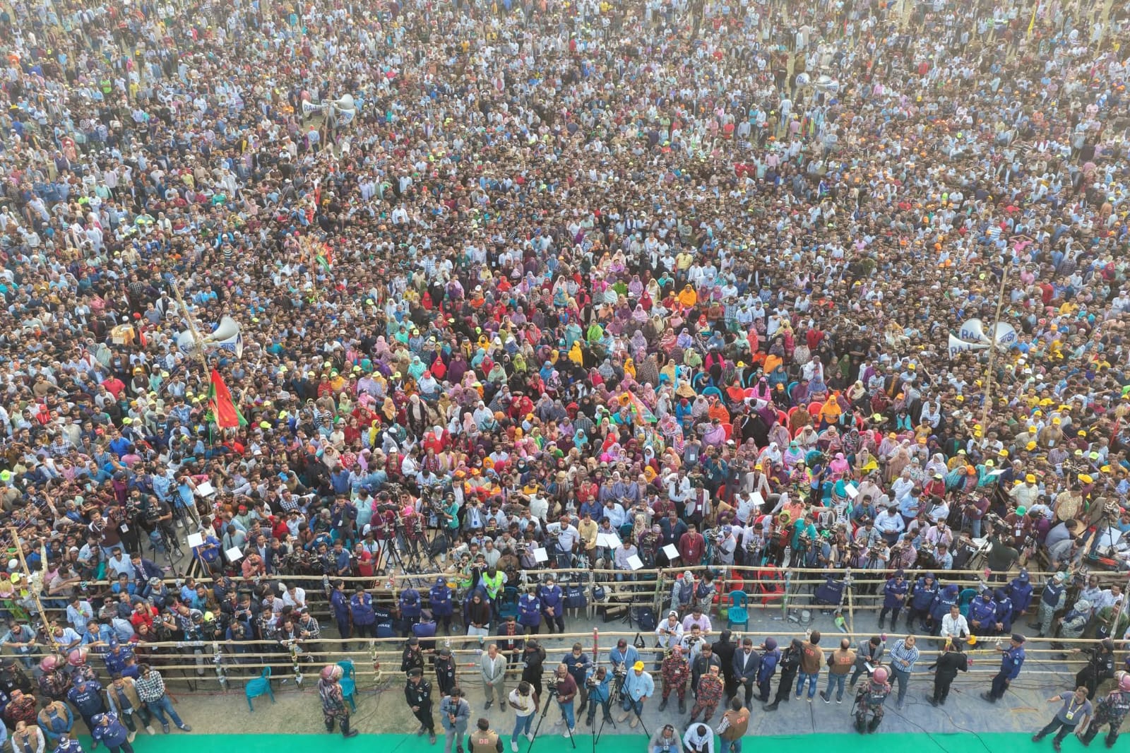 b04eaf5b-87ac-4ab2-851d-31fc05ba5399