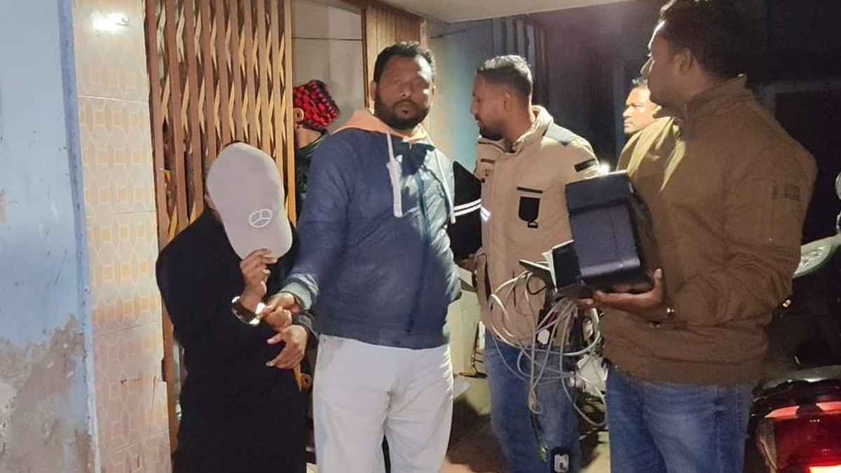 বরিশালে জালটাকাসহ ৪ কিশোর আটক, কম্পিউটার-প্রিন্টার জব্দ