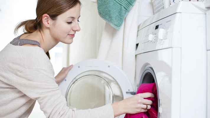 শীতকালে ওয়াশিং মেশিনের আয়ু বাড়াতে চান? এই ৫টি ভুল এড়িয়ে চলুন