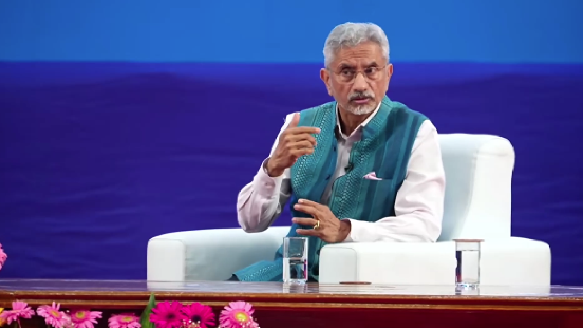 ‘খারাপ প্রতিবেশী’ তকমা দিয়ে পাকিস্তানকে কড়া হুঁশিয়ারি জয়শঙ্করের