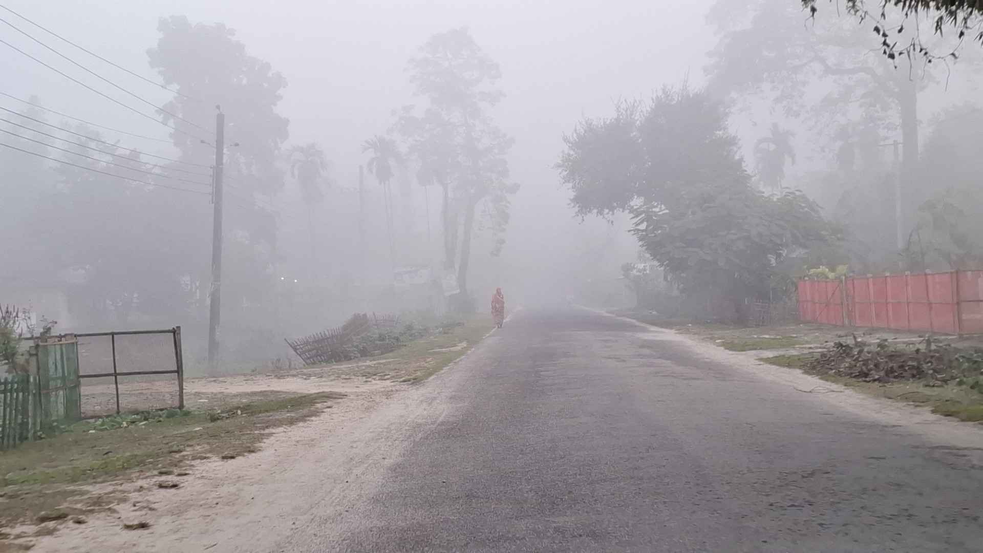 তীব্র শীতে কাঁপছে পঞ্চগড়, দুইদিন ধরে তাপমাত্রা ৯ ডিগ্রির ঘরে