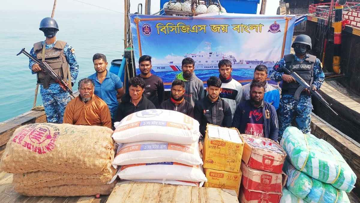 মিয়ানমারে পাচারকালে ১০ জন আটক, ৩২ লাখ টাকার নিত্যপণ্য জব্দ