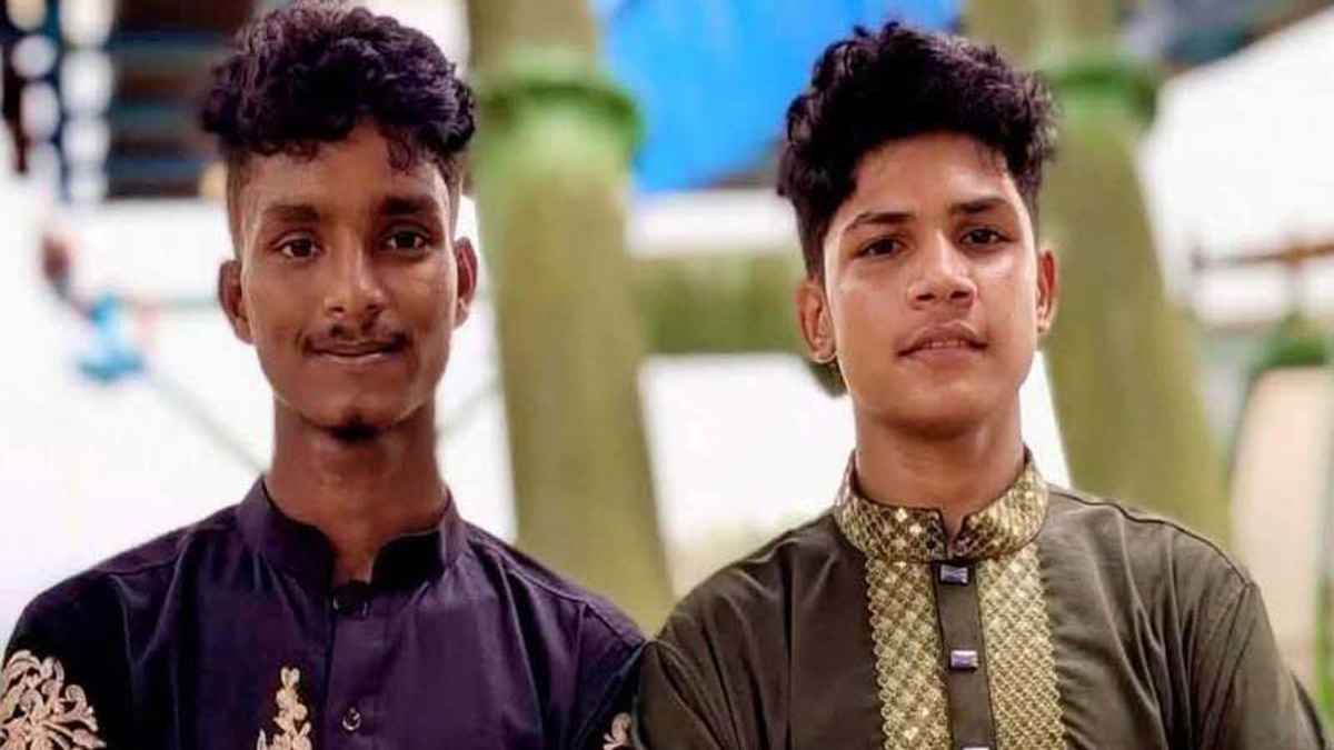 রাঙ্গুনিয়ায় বাসের ধাক্কায় মোটরসাইকেল আরোহী ২ বন্ধু নিহত