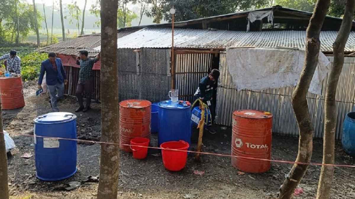 পাইপলাইন ফুটো করে তেল চুরি, বিপিসির ভিতরেই ভুত!