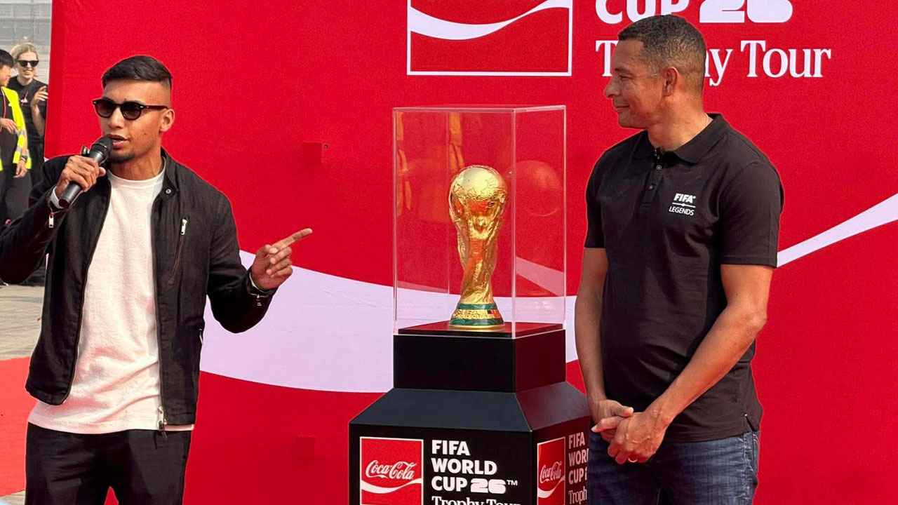 আজ ঢাকায় ফুটবল বিশ্বকাপের ট্রফি, কোথায় দেখতে পাবেন