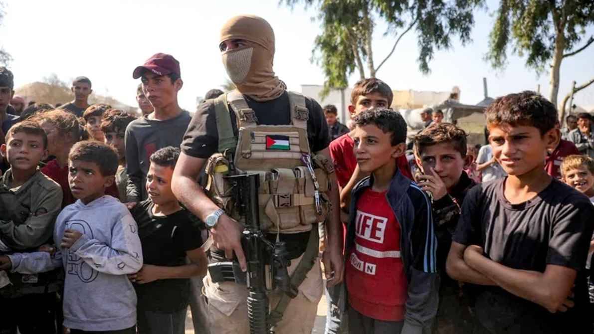 নিরস্ত্রীকরণে রাজি হলে ‘কিছু ধরনের সাধারণ ক্ষমা’ পেতে পারে হামাস