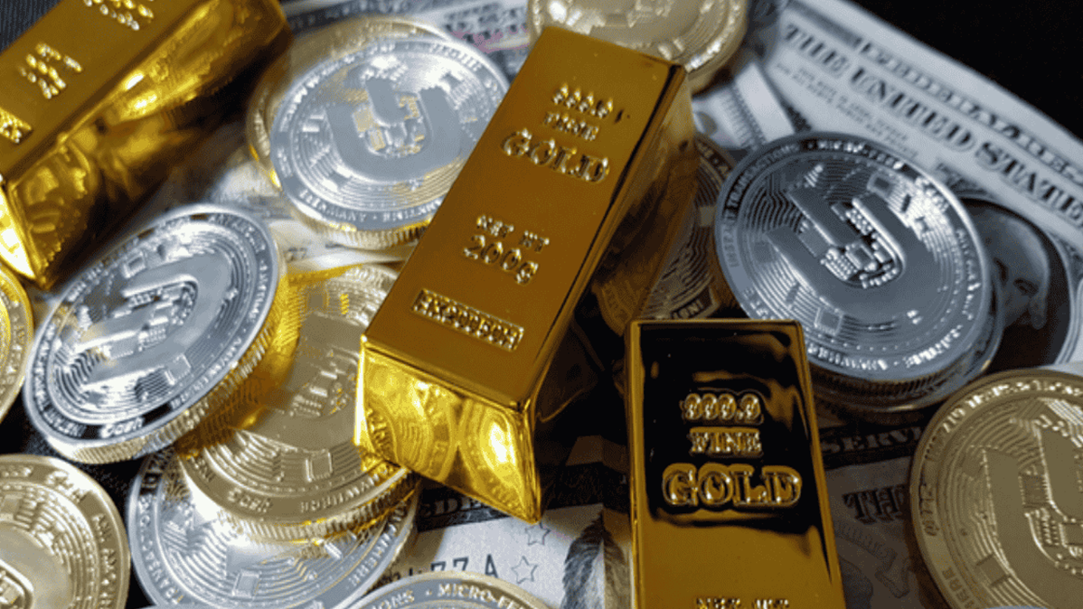 রেকর্ডের পর রেকর্ড গড়ছে স্বর্ণ-রুপা