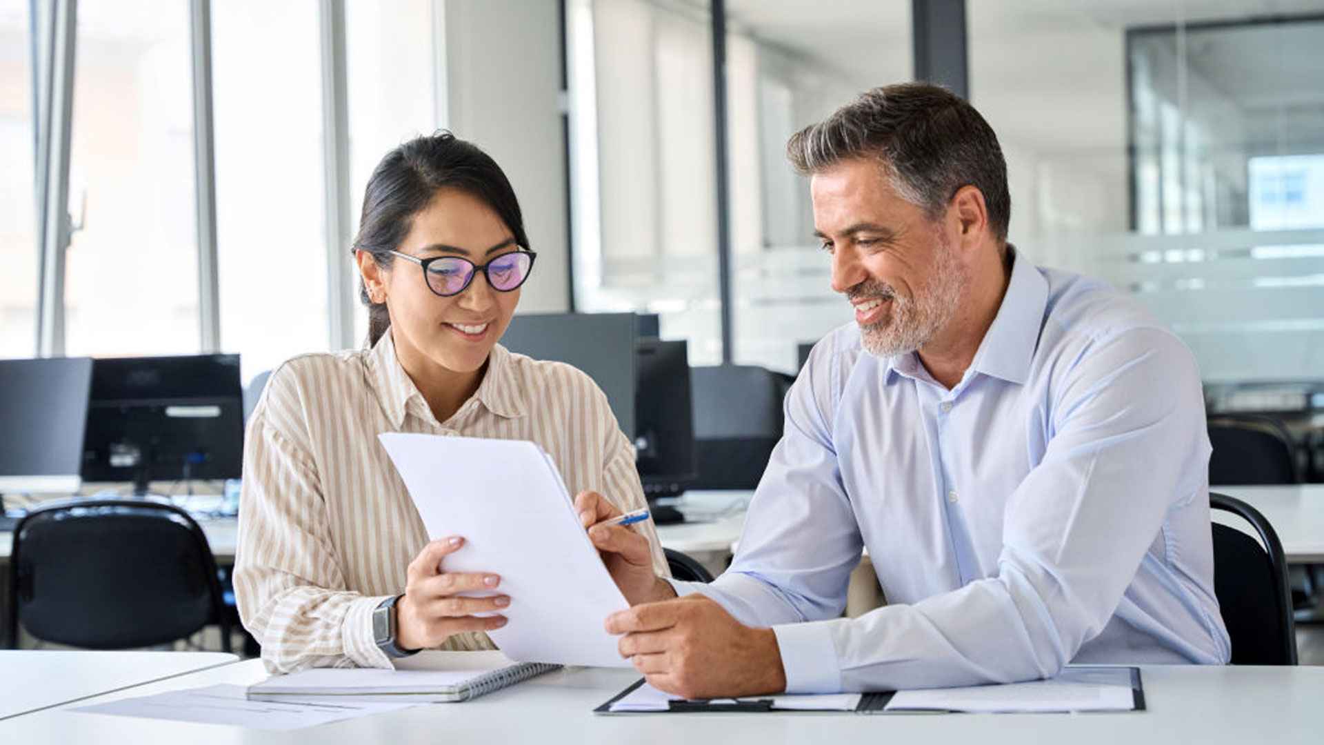  পুরুষ কর্মী নিয়োগ দেবে নাদিয়া ফার্নিচার