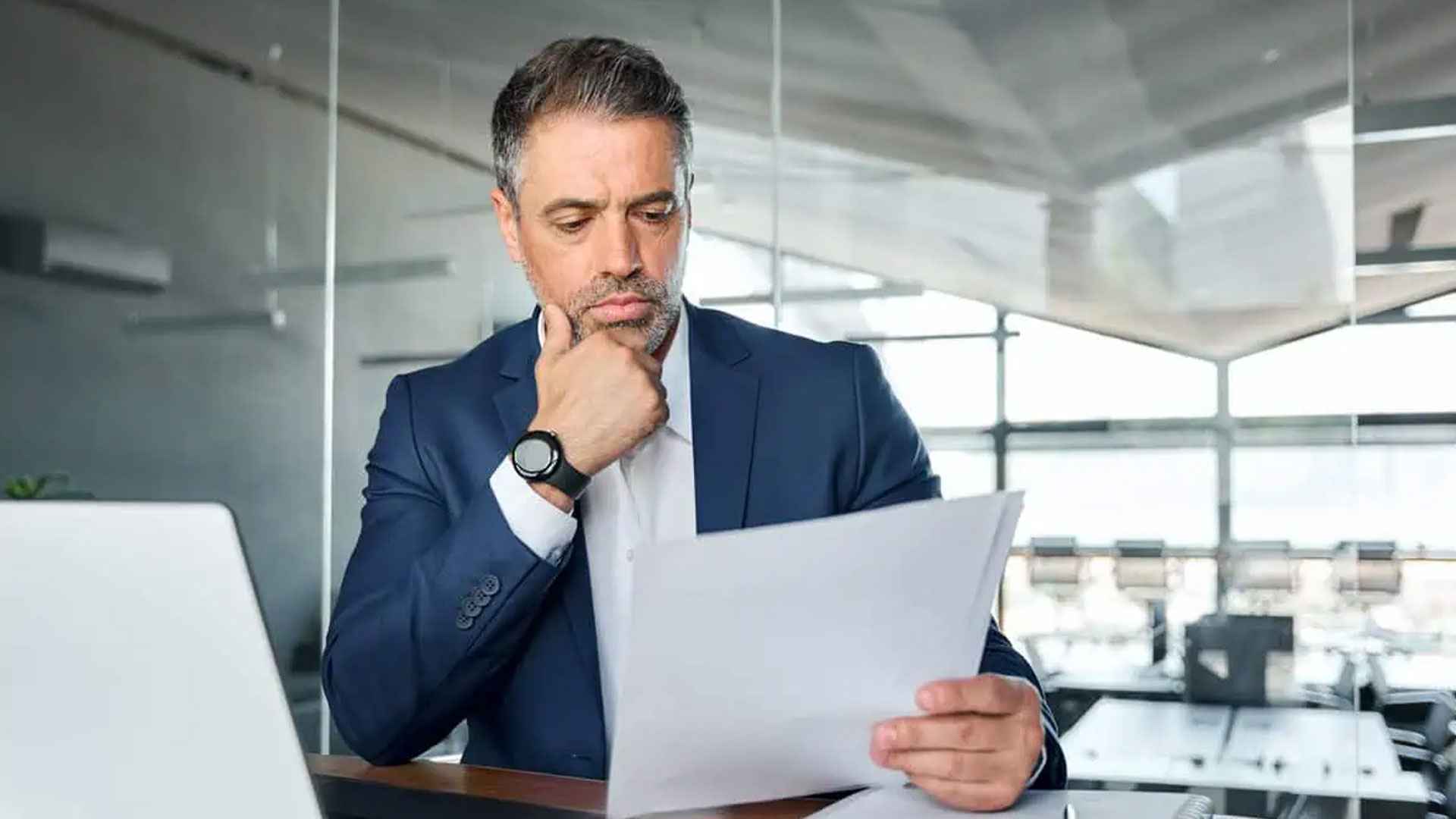 অভিজ্ঞ কর্মী খুঁজছে আকিজ বেকারস