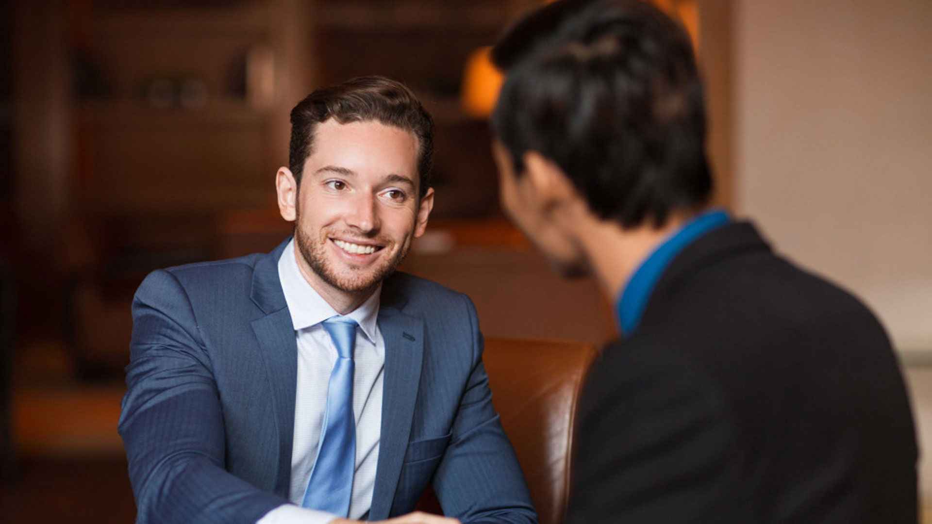 বিনা অভিজ্ঞতায় ৫০ জনকে চাকরি দেবে মিনিস্টার