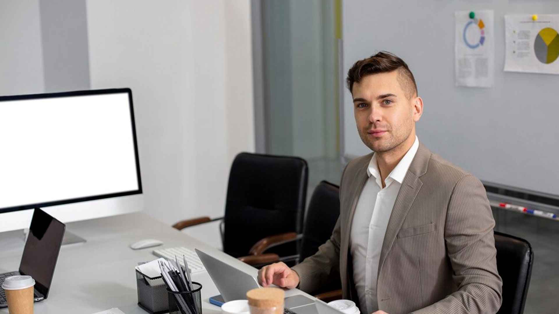 ১০ জনকে চাকরি দেবে ওয়ালটন, যোগ্যতা স্নাতক পাস