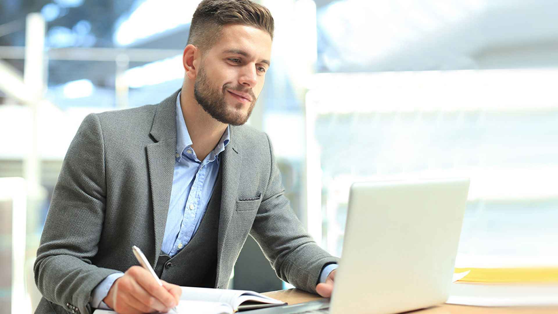 সিনিয়র অফিসার পদে নিয়োগ দেবে আকিজ বেকারস