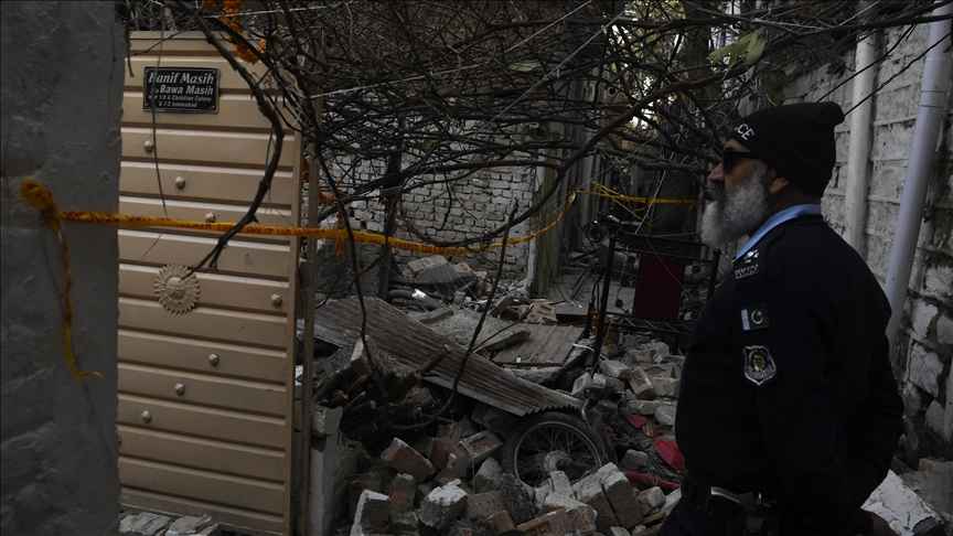 পাকিস্তানের বিয়েবাড়িতে আত্মঘাতী বিস্ফোরণে নিহত ৫