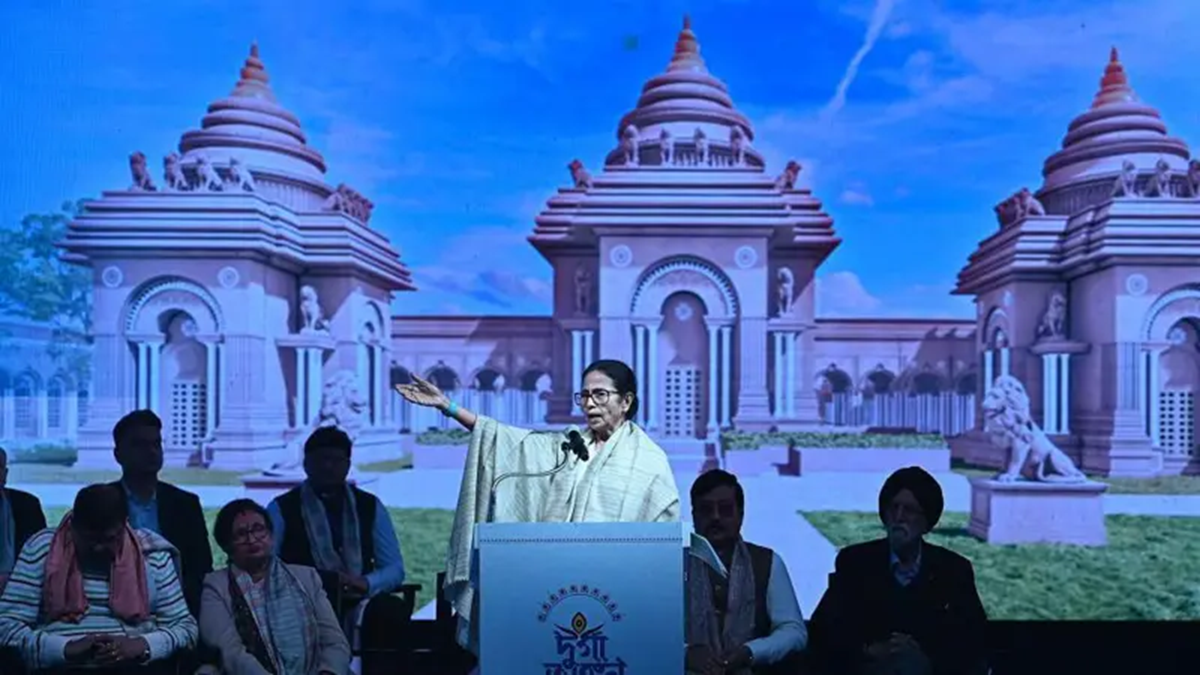 ভোটের আগে একের পর এক মন্দির উদ্বোধন মমতার