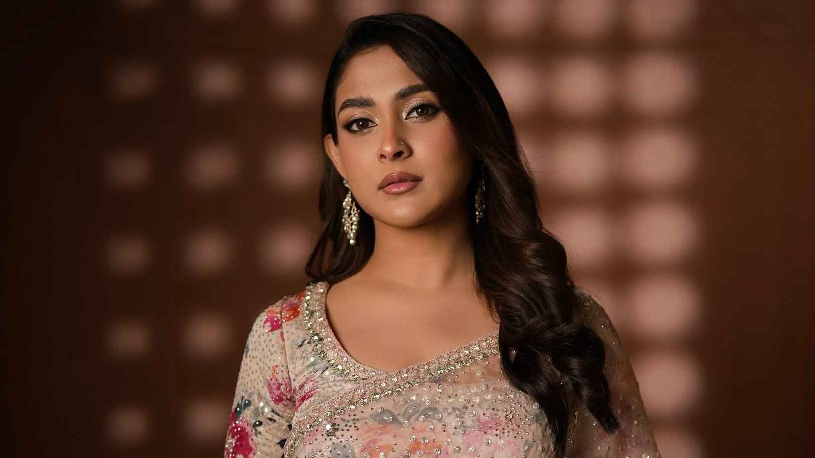 মেহজাবীনের বিরুদ্ধে প্রতারণার মামলা, যা রায় আদালতের