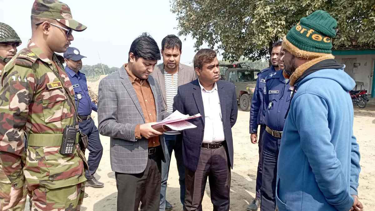 মেহেরপুরে অবৈধ ইটভাটায় অভিযান, লাখ টাকা জরিমানা