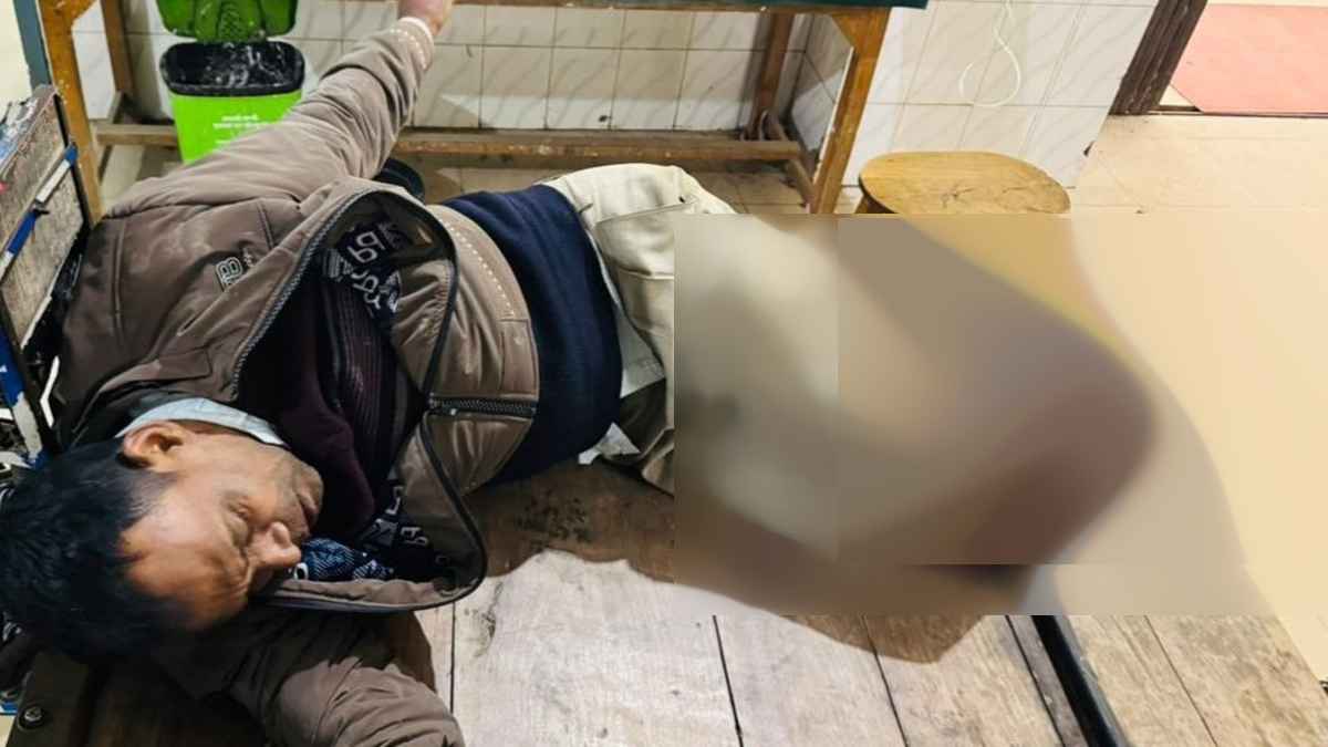 নাটোরে স্বতন্ত্র প্রার্থীর সমর্থককে কুপিয়ে জখম