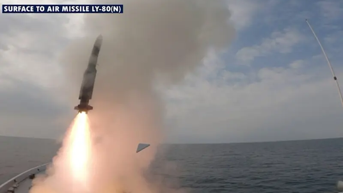 আরব সাগরে ক্ষেপণাস্ত্রের সফল পরীক্ষা চালাল পাকিস্তান