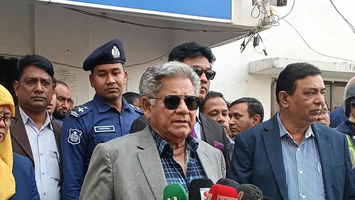 অতীতের মতো সরকার না চাইলে হ্যাঁ ভোট মাস্ট: নৌ পরিবহন উপদেষ্টা