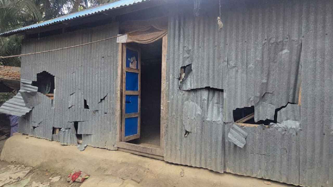 আ. লীগ থেকে বিএনপিতে যোগ দিয়ে বিএনপি নেতাকর্মীদের বাড়িঘরেই হামলা!