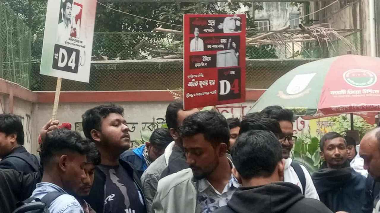 জকসু নির্বাচন: শেষ মুহূর্তে আচরণবিধি লঙ্ঘনের মহোৎসব