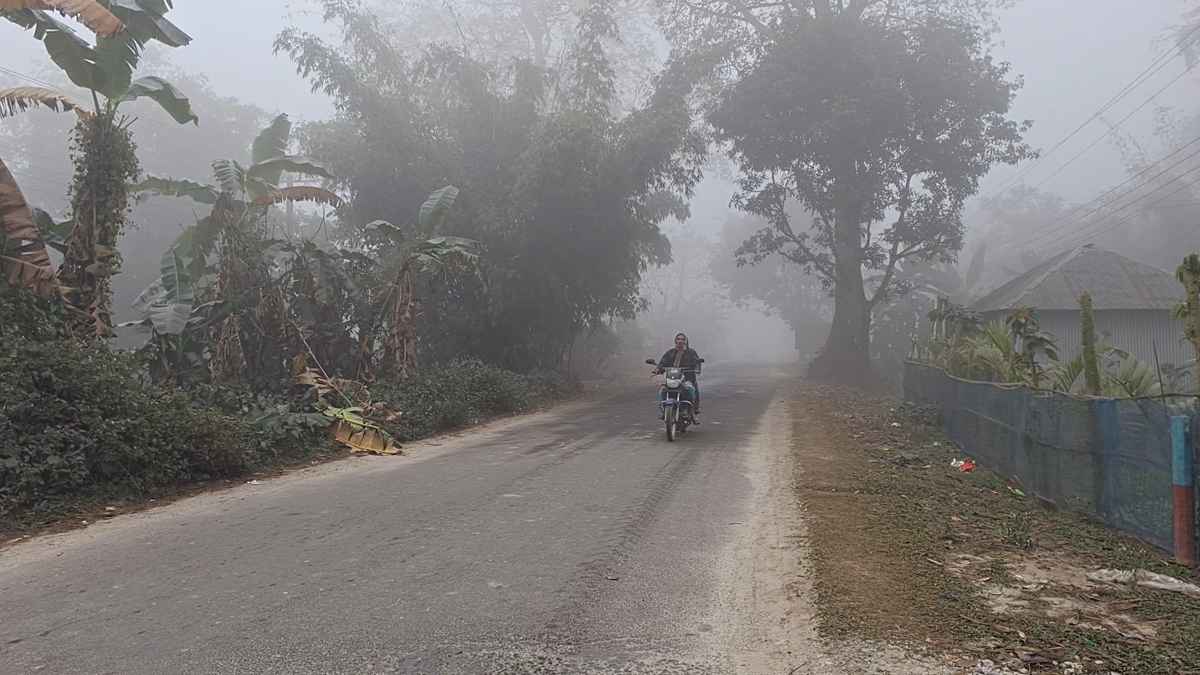 মৃদু শৈত্যপ্রবাহে নাকাল পঞ্চগড়ের মানুষ, ভোগান্তি