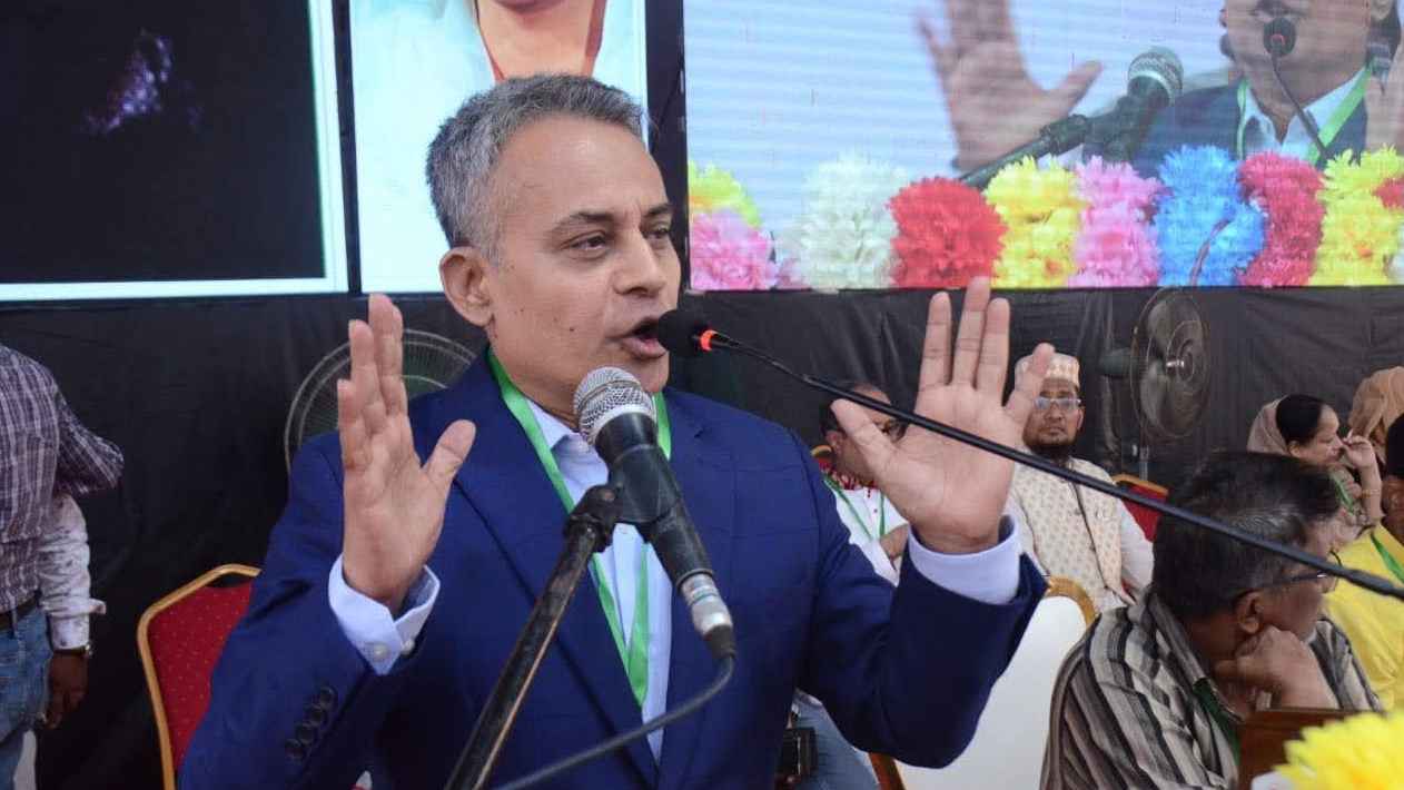 রাজনীতিবিদ হিসেবে দায়বদ্ধ থাকতে চাই: রবিউল আলম