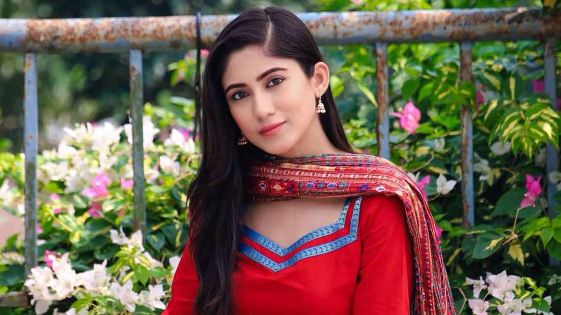 এমন জায়গায় শুটিং করেছি যেখানে ওয়াশরুমও নেই: সাফা কবির