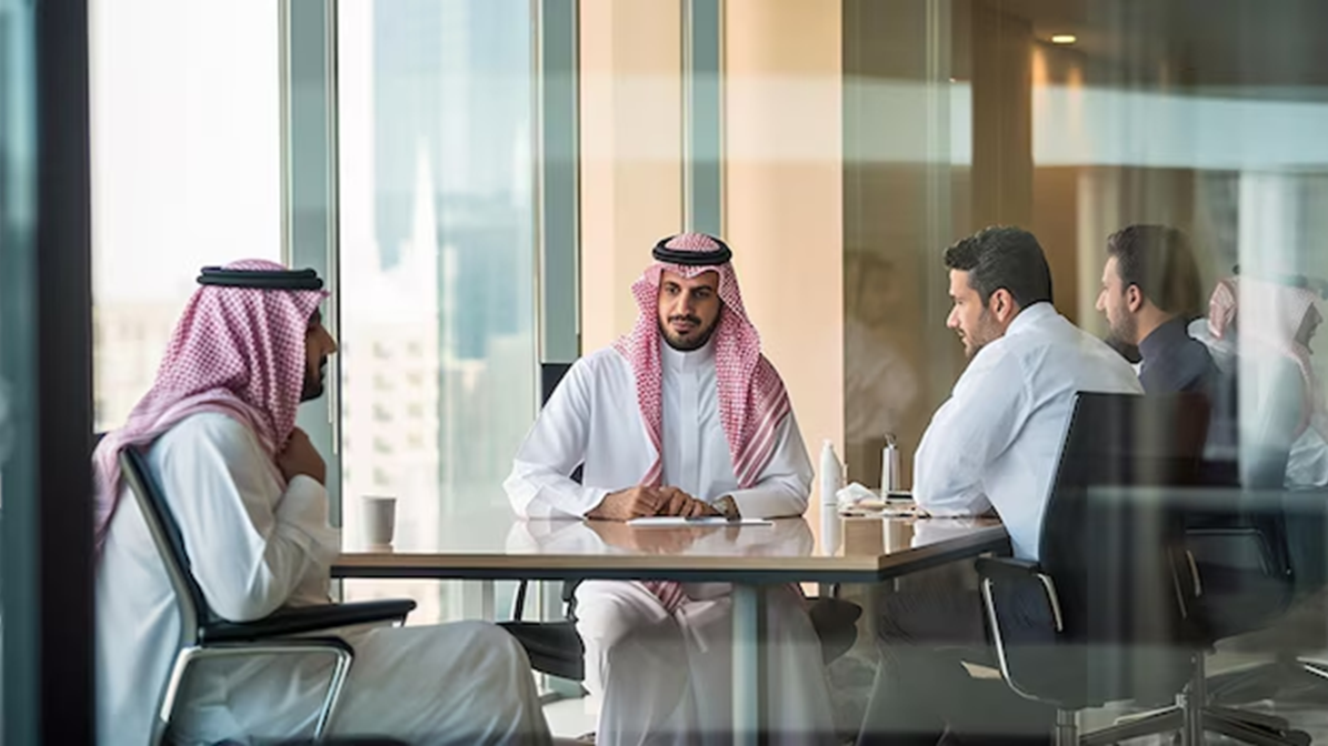 বিদেশিদের কাজের সুযোগ কমাল সৌদি আরব