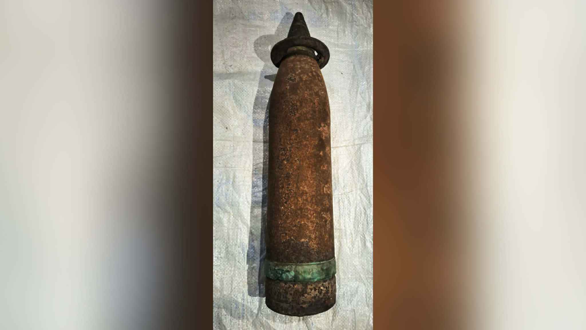 দৌলতপুরে তাজা আর্টিলারি শেল উদ্ধার