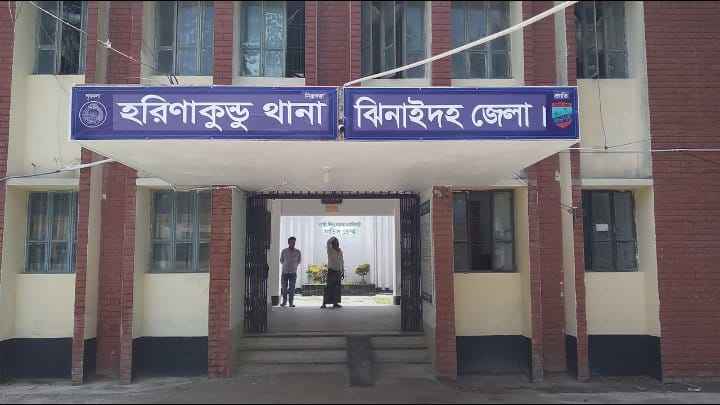 হরিনাকুন্ডুতে নিখোঁজ কৃষকের ঝুলন্ত লাশ উদ্ধার