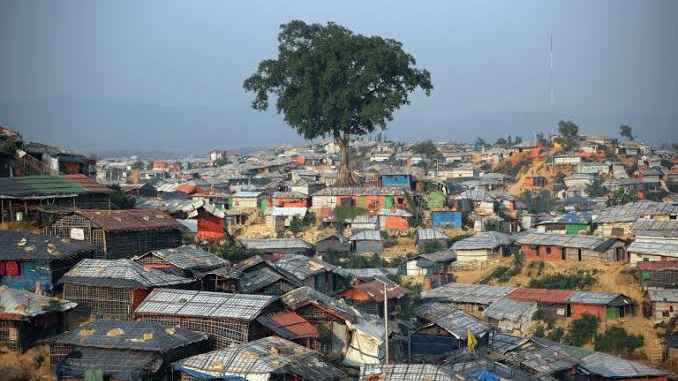 রোহিঙ্গা ক্যাম্পে ব্যবসায়ীর ঝুলন্ত মরদেহ উদ্ধার