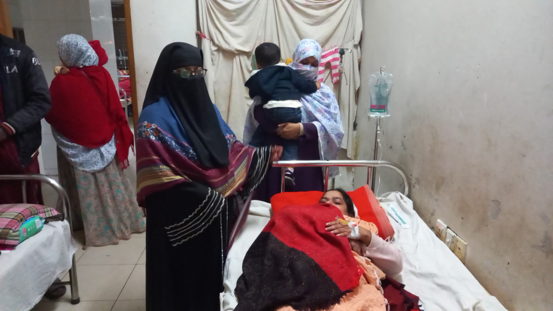 thumbnail_Madaripur_06-01-26_(Housewife_Hamla_and_Injure)_Pic_(5)