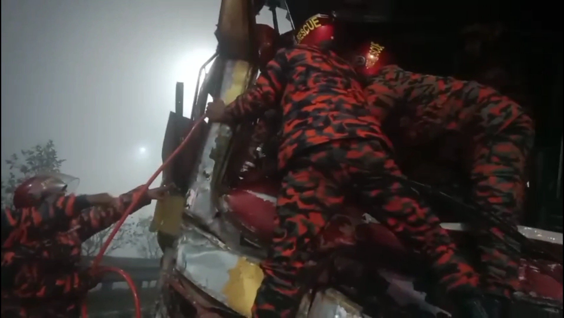 thumbnail_ছবি-(সড়ক_দুর্ঘটনা)_মুন্সিগঞ্জ_02.01.2026(8)