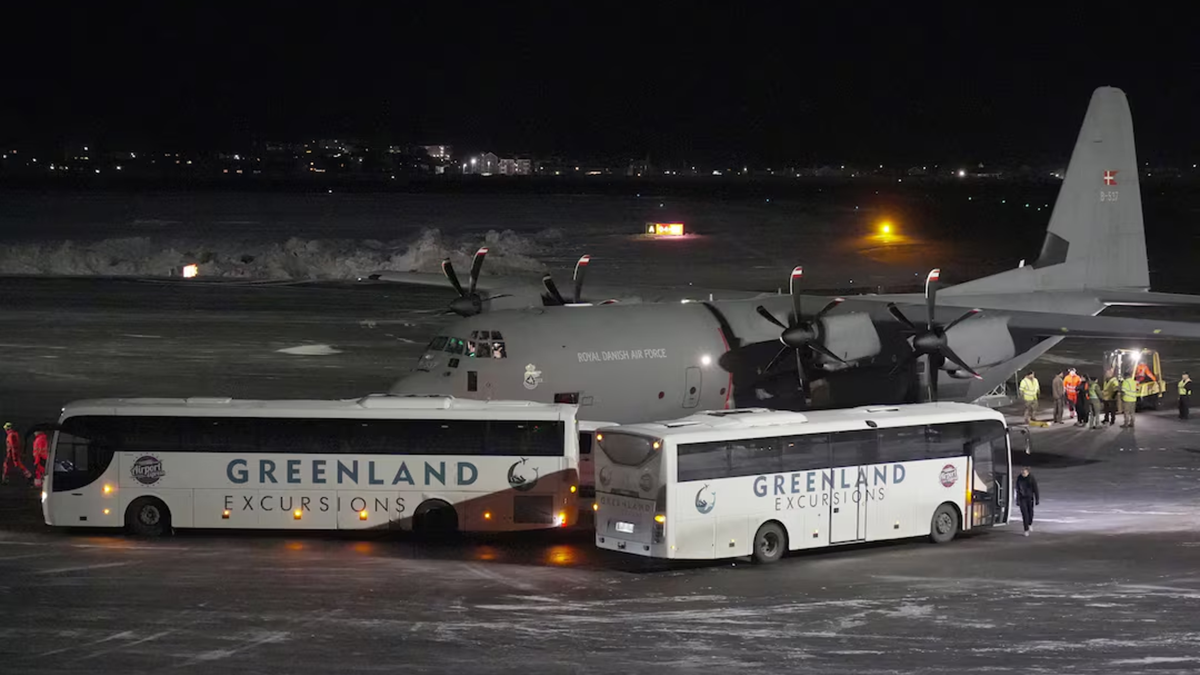 গ্রিনল্যান্ড নিয়ে যুক্তরাষ্ট্রের মুখোমুখি ইউরোপ, বাড়ছে সামরিক উপস্থিতি