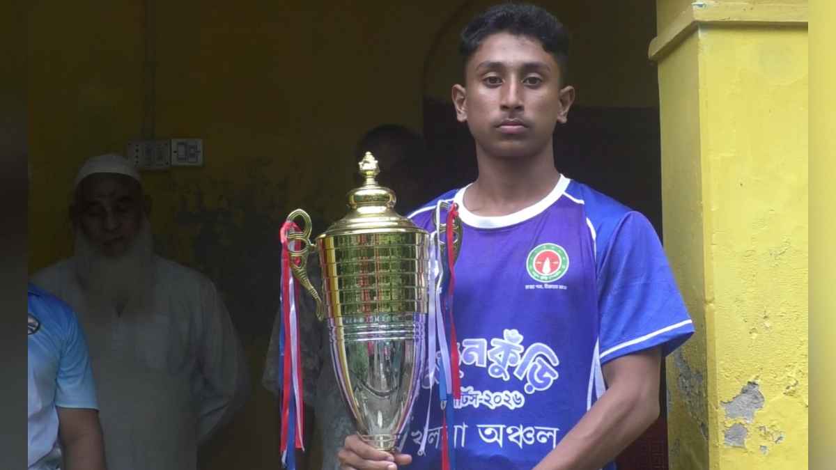 গ্রামের মাঠ উঠে আসা সাতক্ষীরার জাকির দেশের ‘দ্রুততম মানব’