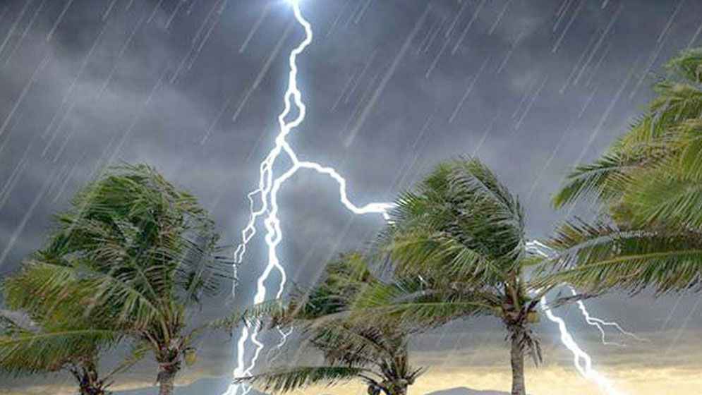 মধ্যরাতের মধ্যে ৮ অঞ্চলে ঝড়-বজ্রবৃষ্টির আশঙ্কা