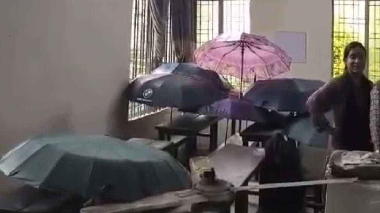 জবিতে ক্লাস চলাকালে সিলিং ফ্যান ভেঙে শিক্ষার্থী আহত