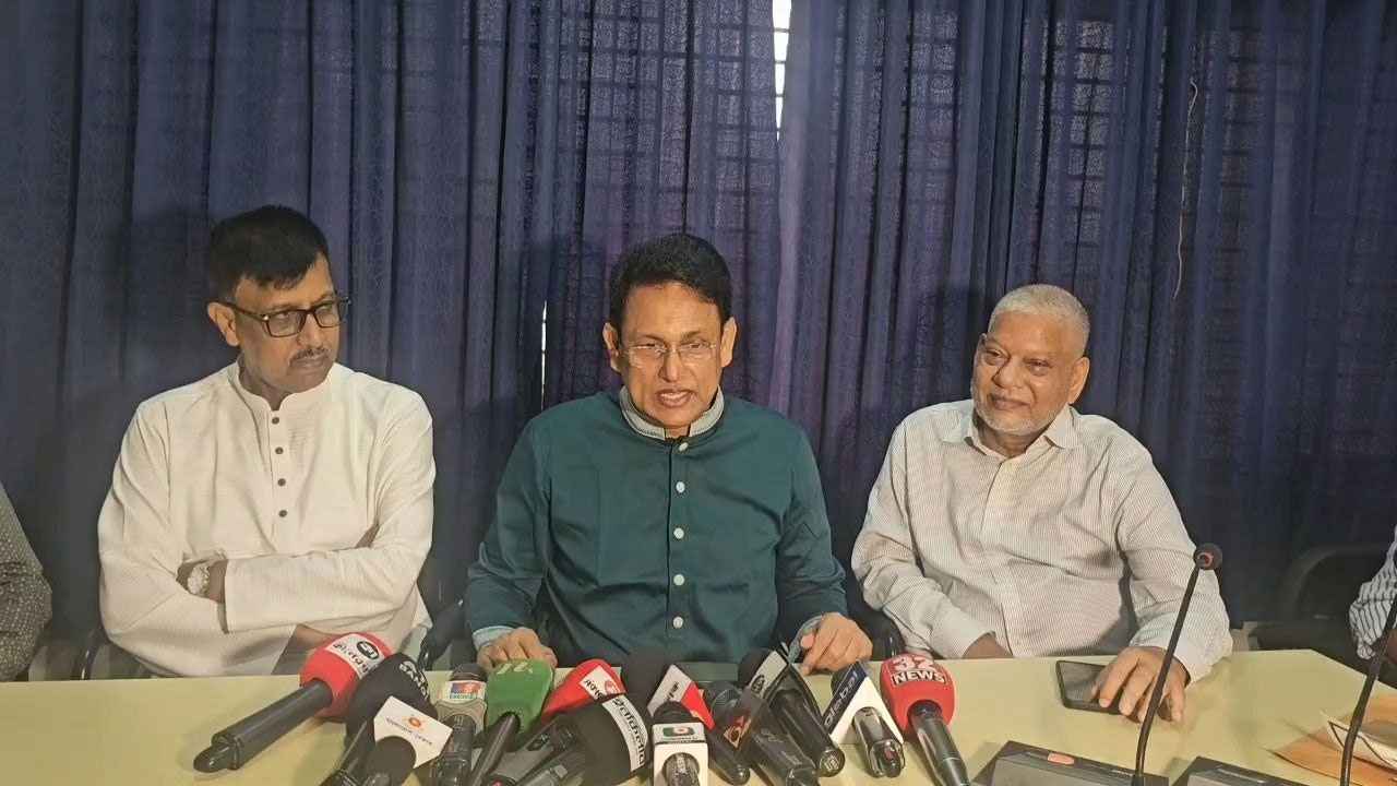 ‘শিক্ষা প্রতিষ্ঠানে নিয়মবহির্ভূত কার্যক্রম বরদাশত করা হবে না’