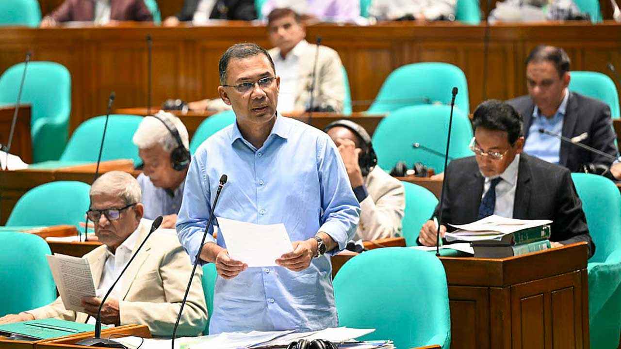 শেয়ারবাজারের পতনের কারণ ও সংস্কারে পদক্ষেপের কথা জানালেন প্রধানমন্ত্রী