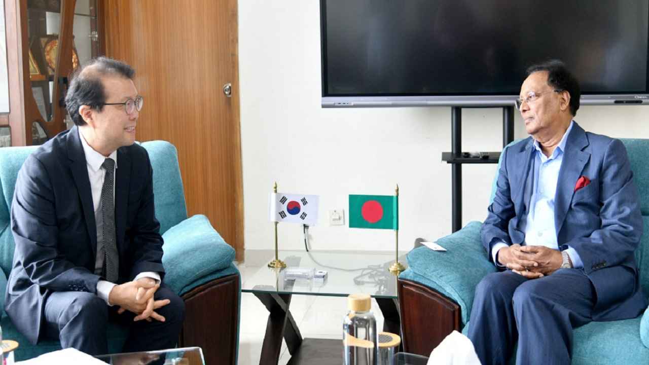বিদেশি বিনিয়োগ টানতে নীতিগত সংস্কারের উদ্যোগ: আইসিটি মন্ত্রী