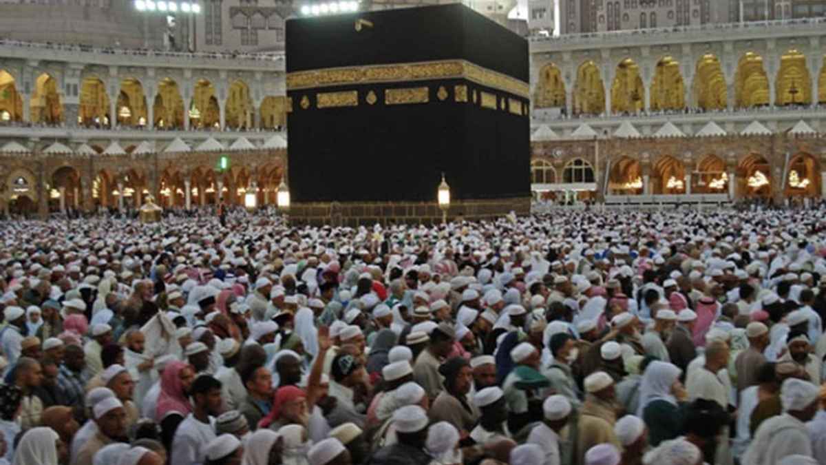 হজের কোন প্যাকেজে খরচ কত, কোনটিতে কী সুবিধা